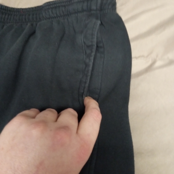 Adidas Essential Sweatpants - Picture 2 of 7